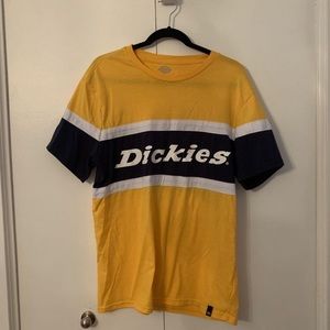 Dickies top